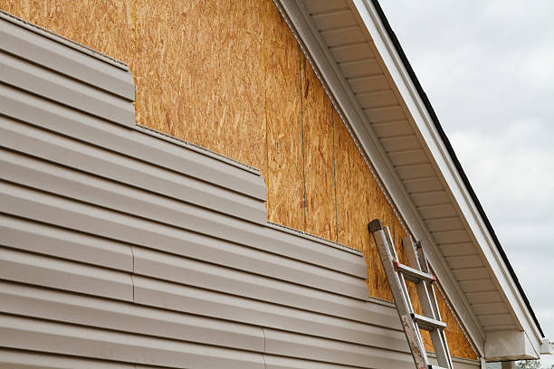 24/7 Emergency Vinyl Siding experts in Wade, NC